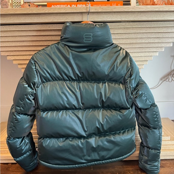 High shine green Super Puff Aritzia puffer 2XS - Picture 9 of 11